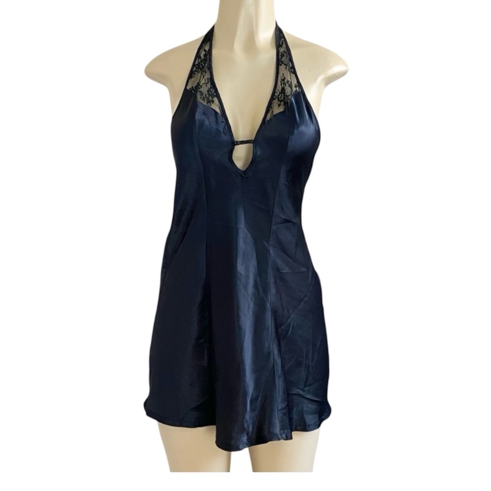 VICTORIA'S SECRET | Very Sexy Black Satin Backless Halter Nighty Size Large